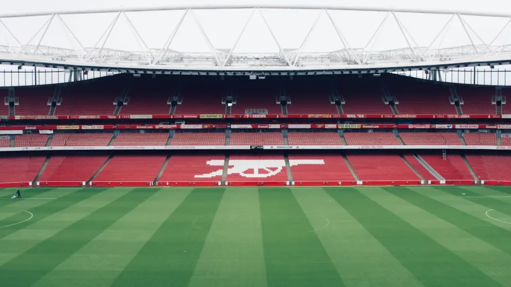 Arsenal vs Manchester City: Who Finishes Higher by May 2027?