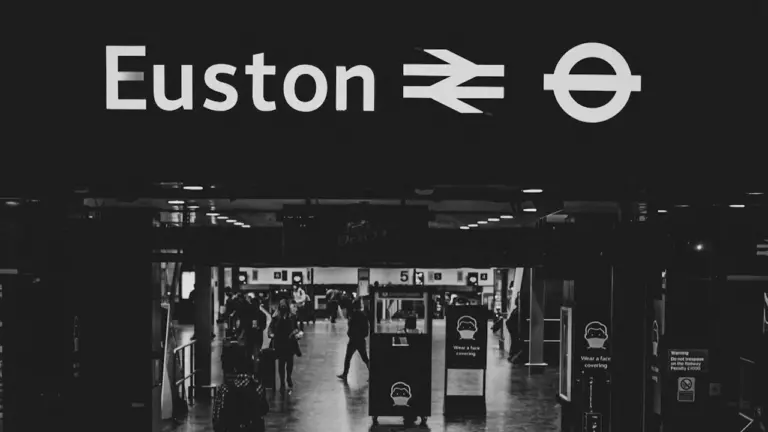 August Bank Holiday 2026: M25 and Euston Travel Forecast