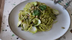 Courgette, Pea and Lemon Pasta: A Fast Solution for Garden Gluts