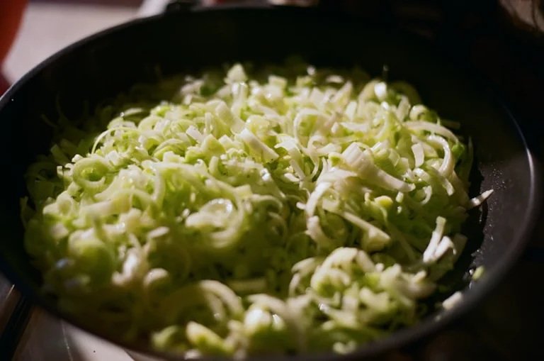 Courgette, Pea and Lemon Pasta: A Fast Solution for Garden Gluts