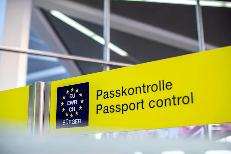 EES checks for UK travellers: airports, rail and ferries