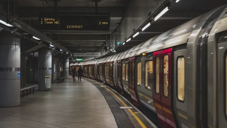 Essex rail disruption cuts London–Southend trains until Thursday