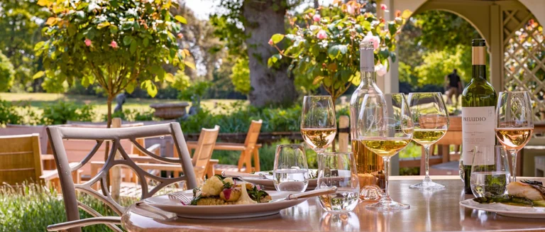 Hampshire Minimoons: 4 Romantic Escapes to Compare
