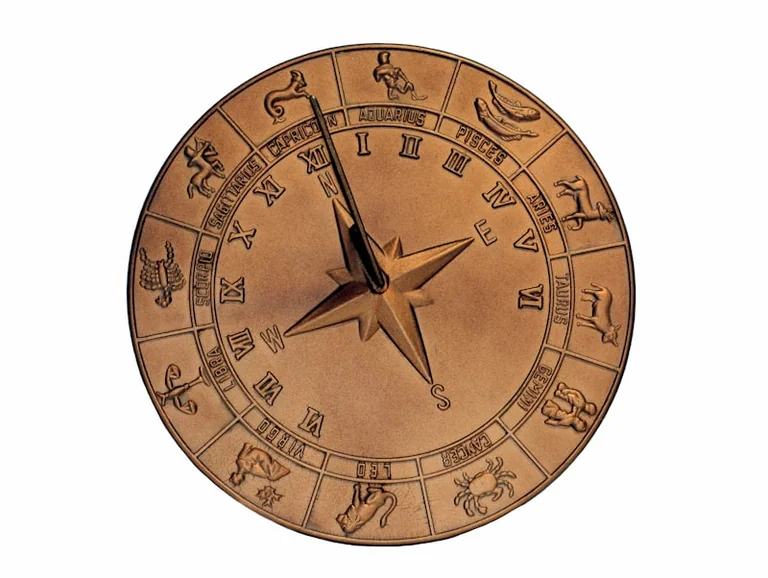 Thursday 13 August Horoscope: Pace, Talk and Evening Plans