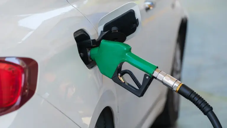 UK Petrol and Diesel Prices: How to Estimate Your Next Fill-Up