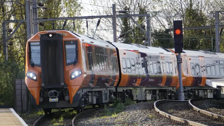UK Rail Fares to Rise by 4.8% in March 2027