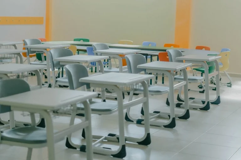 Why Old Classrooms Return in Dreams at New Beginnings