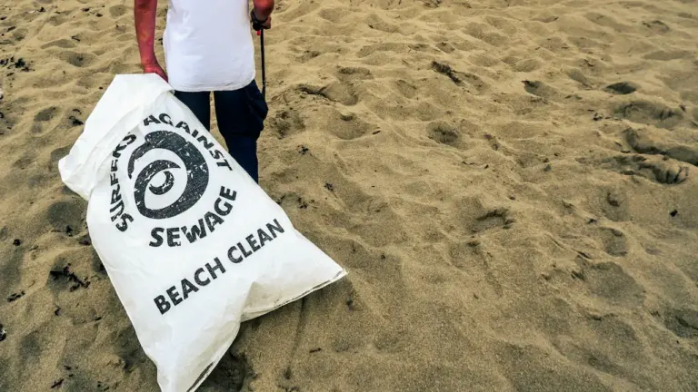 Great British Beach Clean: What Volunteers Should Bring
