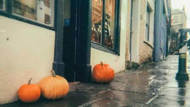 Halloween 2026: Check Local Times and Plan Safer Routes