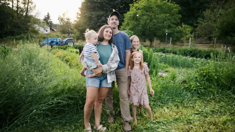 What Seamus Heaney’s “Digging” Says About Work and Family